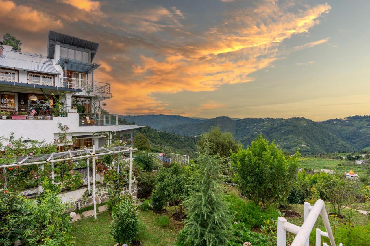 Saffronstays Hydrangea Hill, Mukteshwar Kāthgodām Eksteriør billede